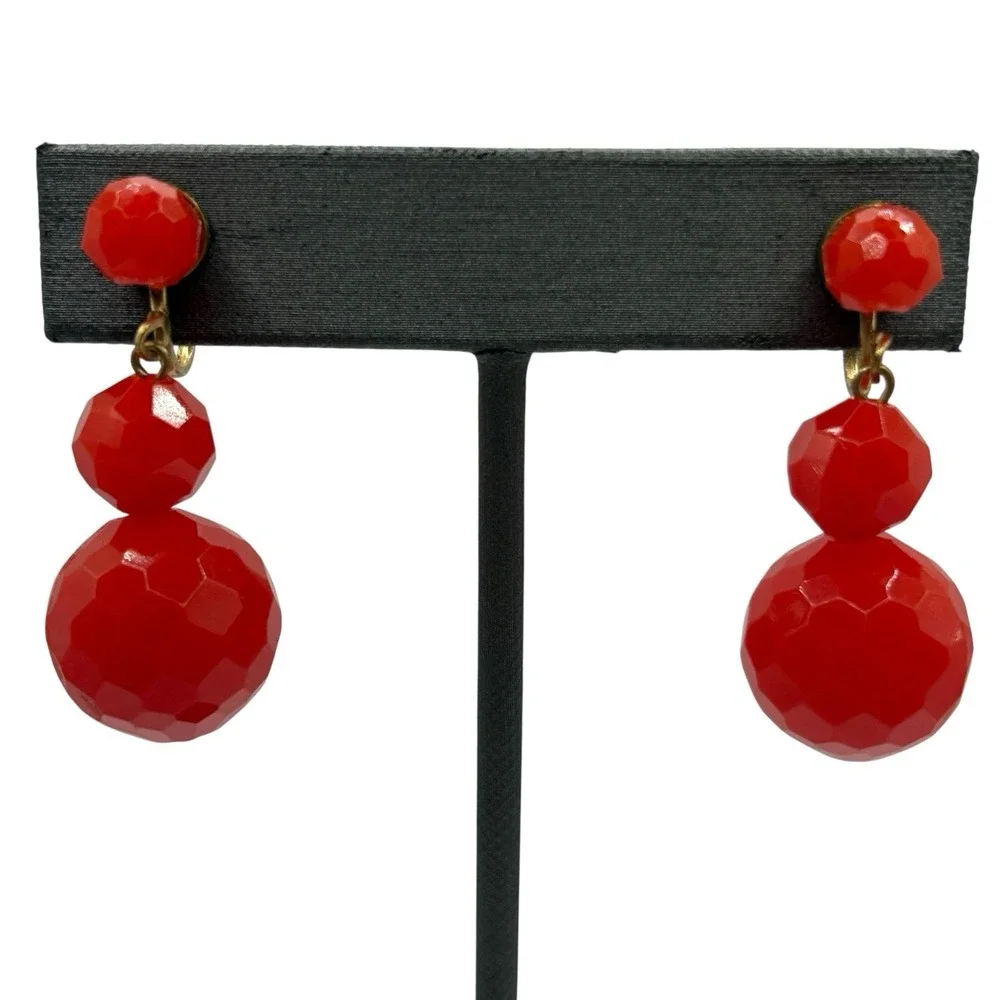 Cherry Red Faceted Bead Earrings Screw Back MCM Drop‎ Dangle VTG 50's Plastic